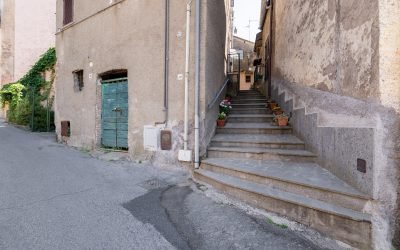 22_DSC_5032_village-lane